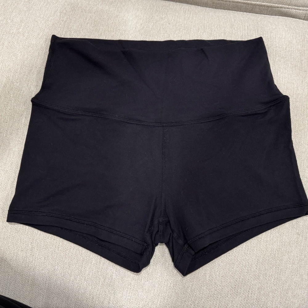 Ivivva nulu shorts